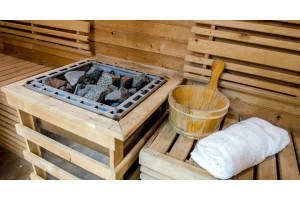 Какой водой и как поливать камни в бане?